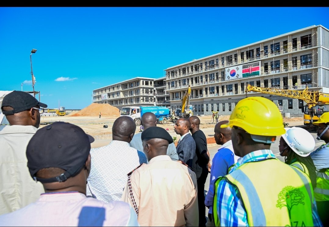 NGCSKE's tweet photo. National Government Verification and validation team of @OfficePCS_KE @NGCSKE @InteriorKE & @ngaosKE @konzatech during the exercise supported by @PfmrsKenya
#DeliveringThePlan #NGCScoordinates
#BeTA
#GoKDelivers https://t.co/aDiMWSiLJs