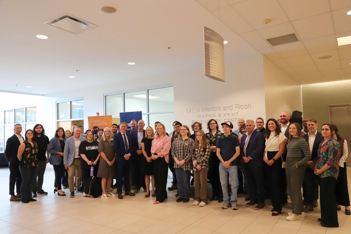 Office Interiors tweet media