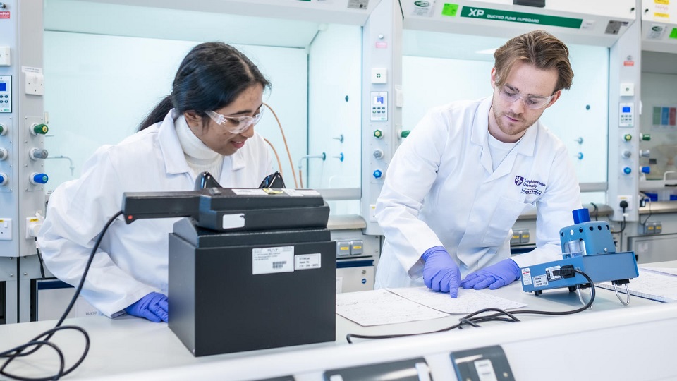 Two Chemistry labs have been recognised for their commitment to sustainability with a LEAF Silver Award, thanks to the dedication of the technical support team.

Read more: tinyurl.com/3fv443v5