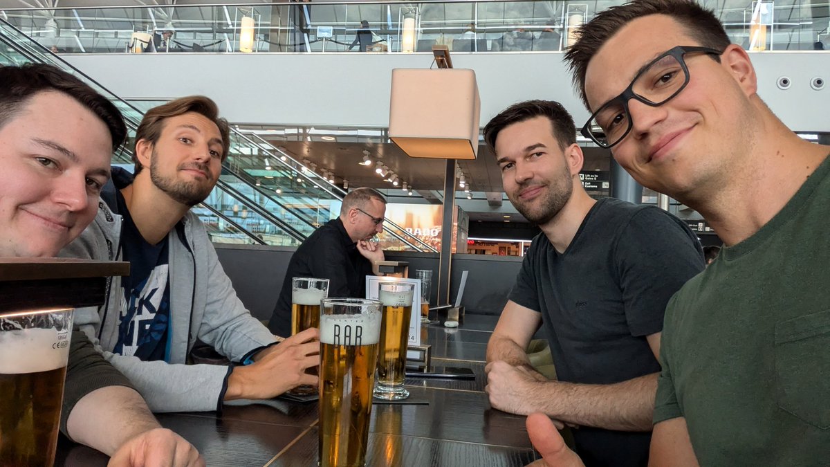 3 Idiotä und dä Krovi ready für as TI z'goh! Wueeeeee