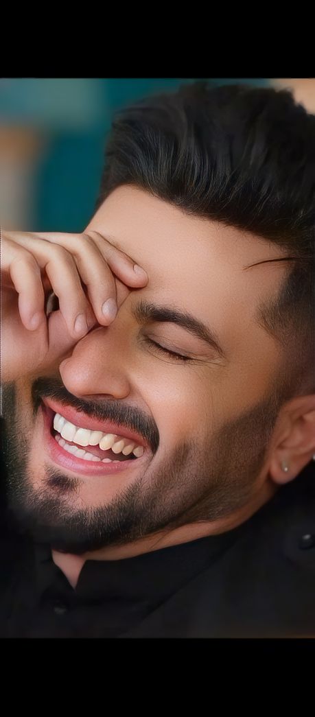 #DheerajDhoopar #SubhaanSiddiqui #RabbSeHaiDua
His smile 🥰❤️