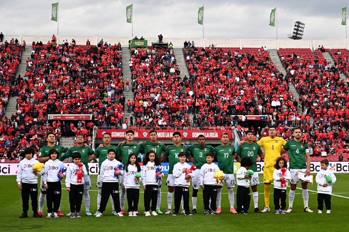 Una tarde histórica e inolvidable.

Orgulloso de cada uno de mis compañeros por nunca dejar de creer y de soñar. Un equipo con fe y con sueños es capaz de todo.

A seguir soñando, que nos queda mucho camino por recorrer juntos familia.

VIVA BOLIVIA!❤️🇧🇴. 6/6✅ <a href="/laverde_fbf/">LA VERDE 🇧🇴</a>