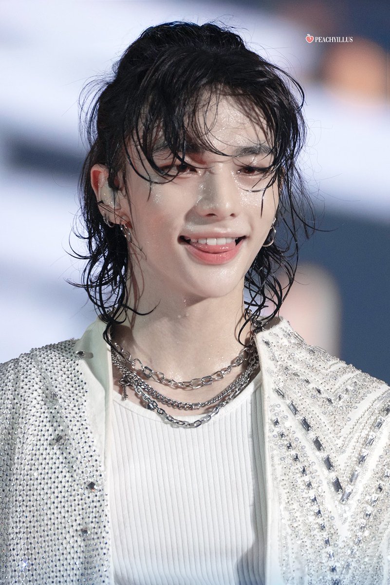 peachyillus_official tweet media