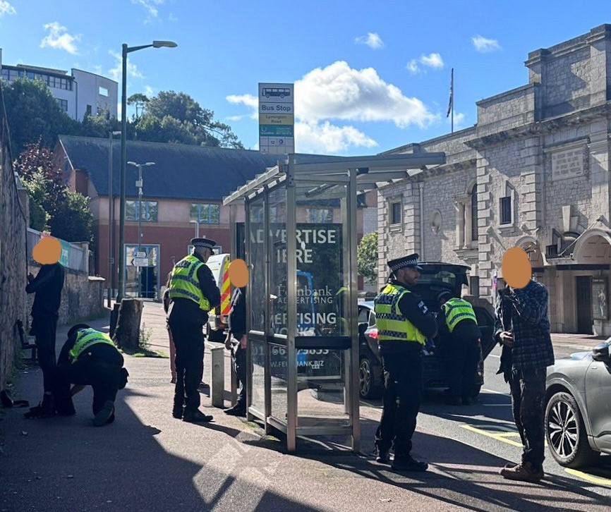 TorquayPolice's tweet image. Our specialist #ProjectServator @DCP_Servator officers have been in Torquay today alongside our Neighbourhood Support Team conducting highly visible vehicle check points in different areas within the town.
#NeighbourhoodSupportTeam