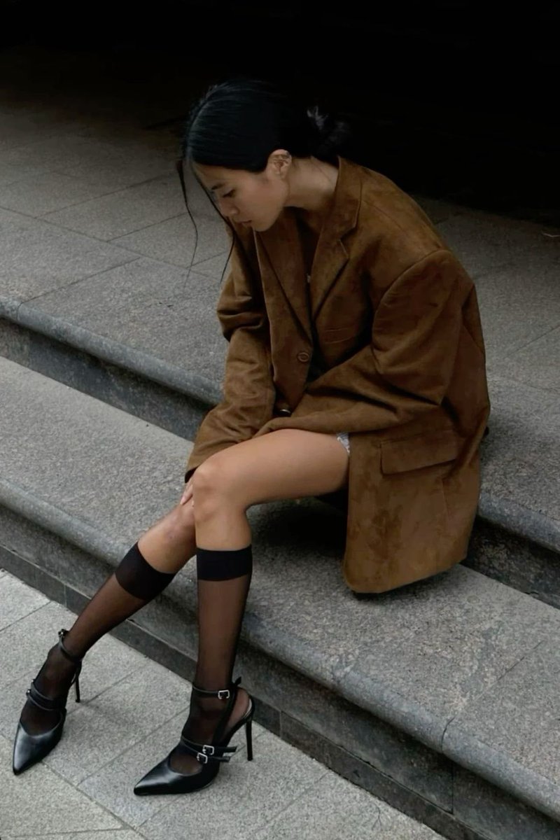 modernlilithh's tweet photo. she’s a city girl https://t.co/3KhH2Ftnyz