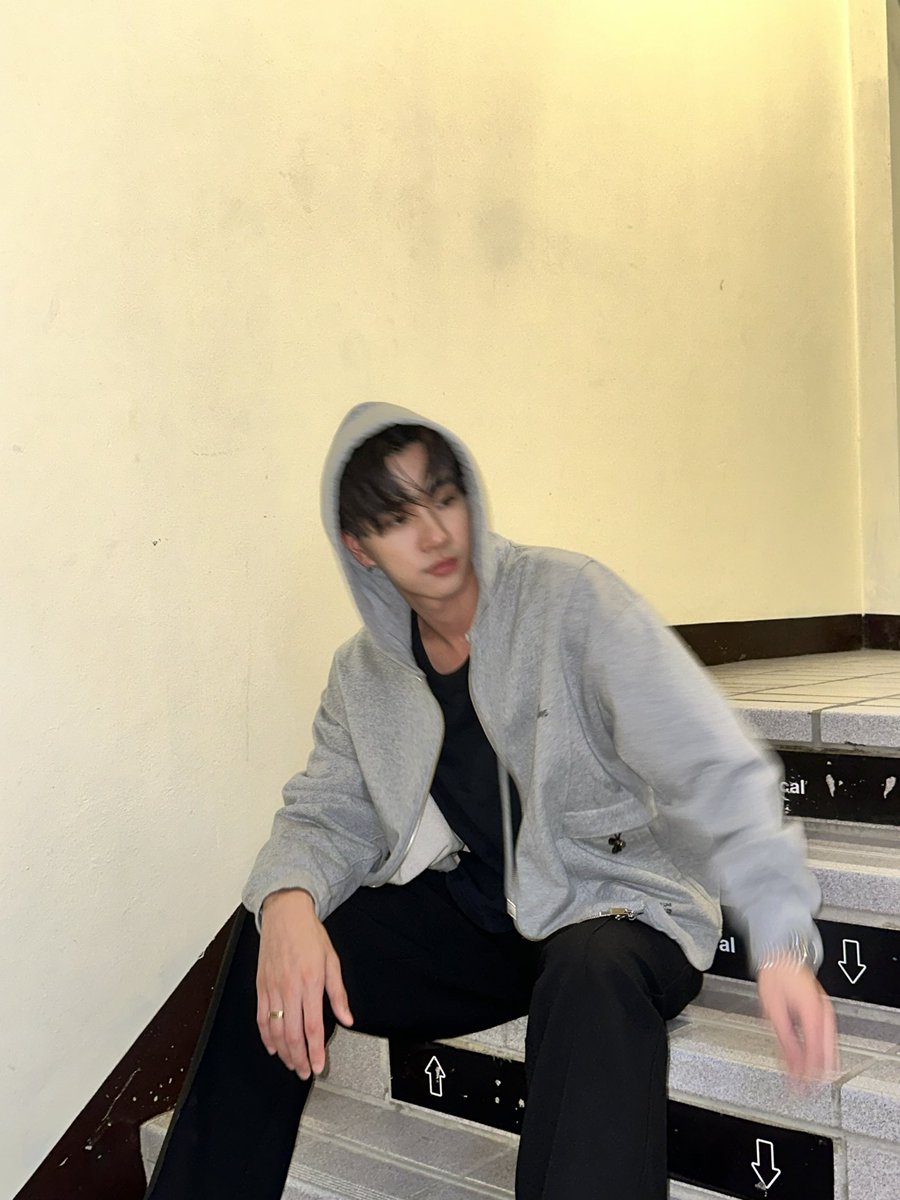 perthppe's tweet photo. 🖤 https://t.co/BGF6LKZGz7