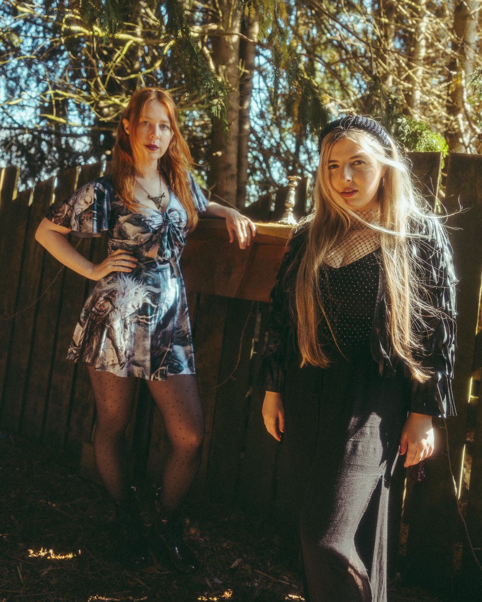 VOKXEN (@vokxen) on Twitter photo NYC! ๐บ๐ธ We are beyond excited to officially announce we have been invited to showcase, this October, at <a href="/mondo/">ใชใใใผ</a>.nyc #nimusic #darkpop #spookyseason NYC! ๐บ๐ธ We are beyond excited to officially announce we have been invited to showcase, this October, at <a href="/mondo/">ใชใใใผ</a>.nyc #nimusic #darkpop #spookyseason