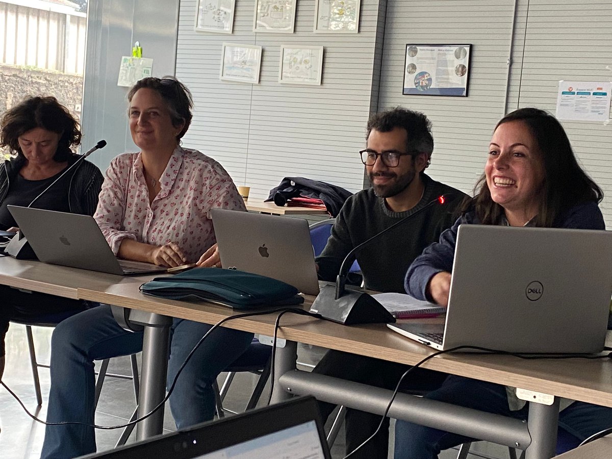 Laura Garzoli and Manuela Coci presenting plans for our new #COST Action workshop on "Regulations of culture collections, strains preparation and characterisation" that will be held in May in Verbania at <a href="/cnr_irsa/">CNR IRSA</a> in collaboration with <a href="/MicrobEco/">MicrobEco</a>