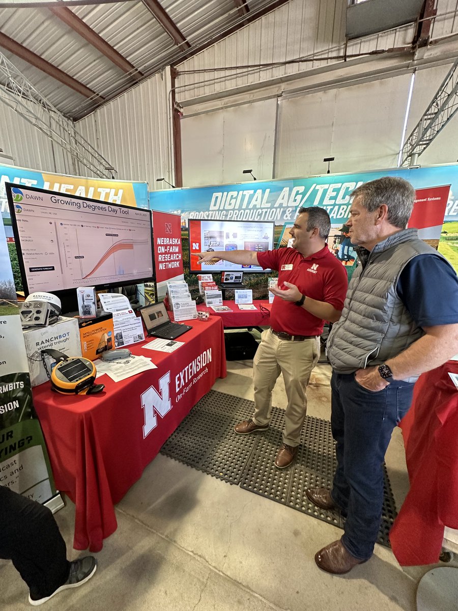 GuilleBalboa's tweet image. Presenting our @DawnProj Dashboard at the Digital Ag booth at the #HHD24. Great interaction with +100 farmers and students on day 2. Thank you Nebraska Governor @jim_pillen, for stopping by! @unlagrohort @UNL_IANR @waterforfood @UNLExtension @GuilleBalboa