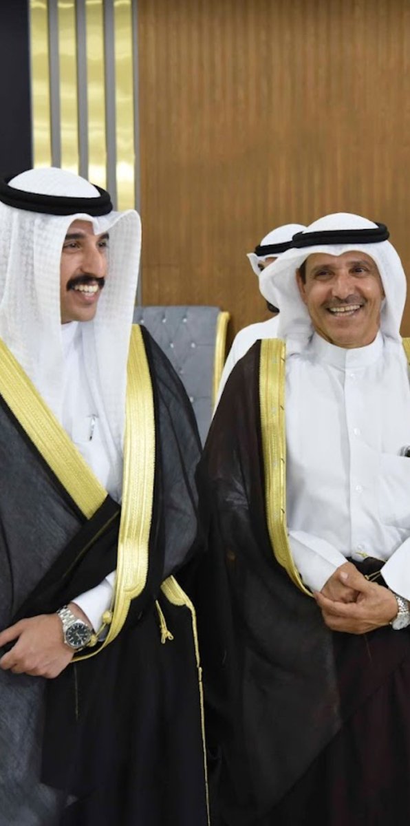 sl8af's tweet photo. لا شفت ابوي طرت علي الابيات هذي ..

كافحت ب الدنيا بعز وذقت شيء مايذاق
ما مرت ظروف الليالي بارده ومبرده

بيني وبين العز سلوم العرب عقد أتفاق
رصيدي اللي ماملكته في بنوك الأرصده https://t.co/QbIwnMpkmi