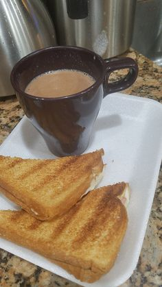 buen dia, desayunaron?