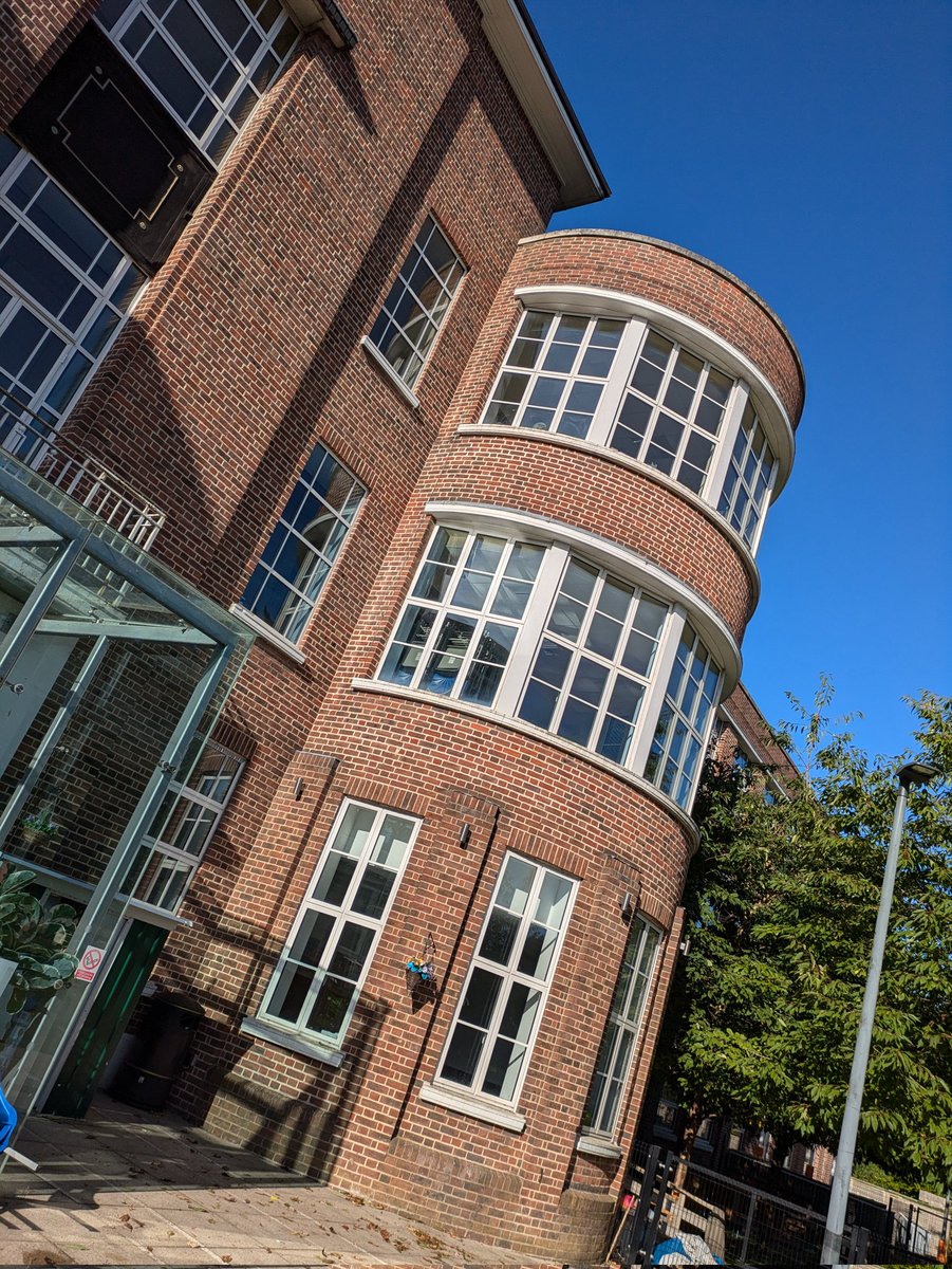 AaronWanford's tweet photo. A wonderful morning visit to Lanchester Primary today, in this beautiful building! Great to work with the new Headteacher, Matt, and scope out support for the year ahead! @DanesEdTrust #makingthedifferencetogether https://t.co/t8Rx3oNGLL