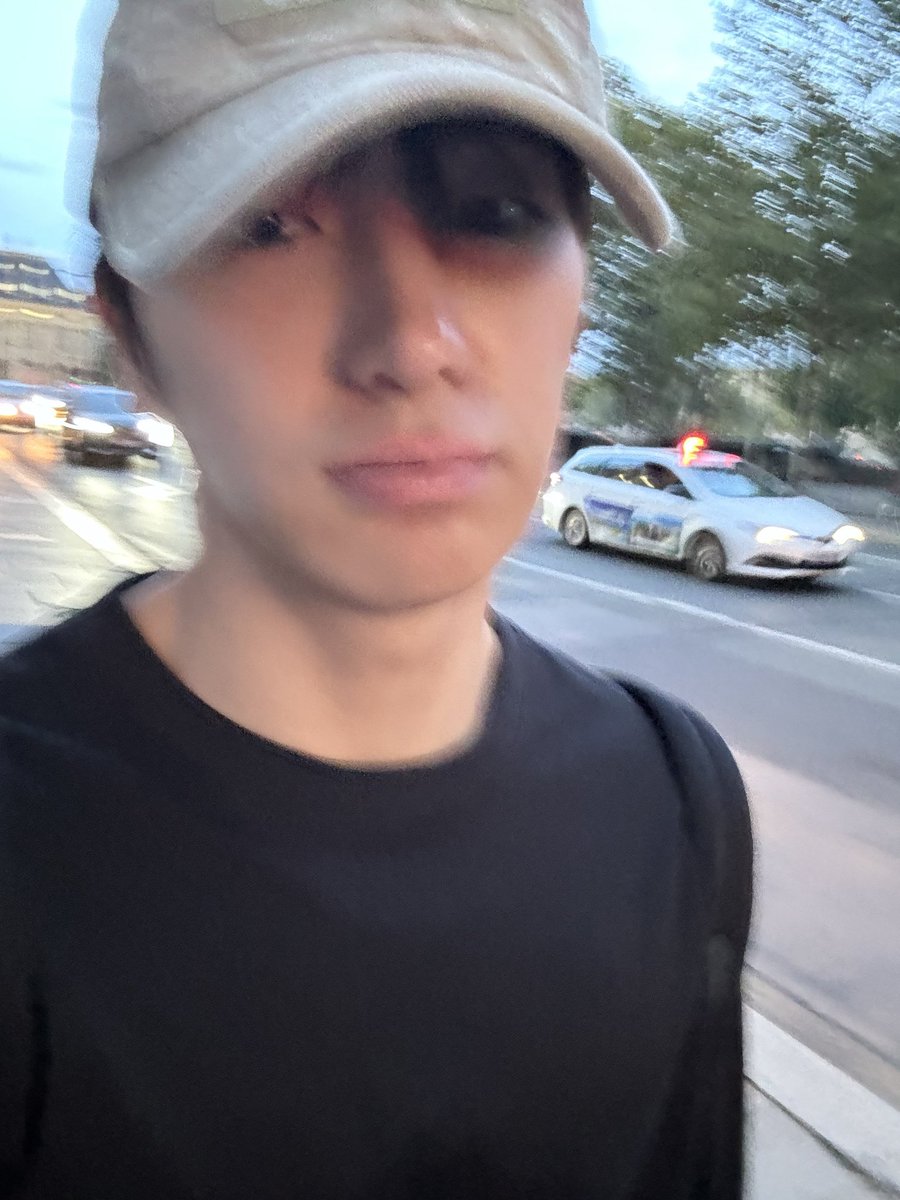 재현이 생일인데 내가 선뭉 받아서 어떡해!!