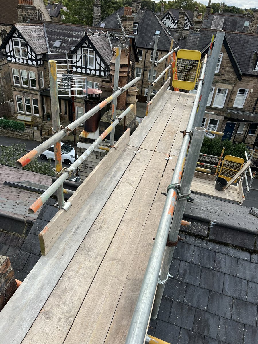 tss_scaffolding's tweet image. Erected today in Harrogate, independent access tower with roof saddle to access both Chimney stacks for flaunching.

Client D Doyle Roofing Contractors

☎️ call now for free no obligation quote
🛜 visit tss-scaffolding-ltd.co.uk
📧 tss.info@mail.com