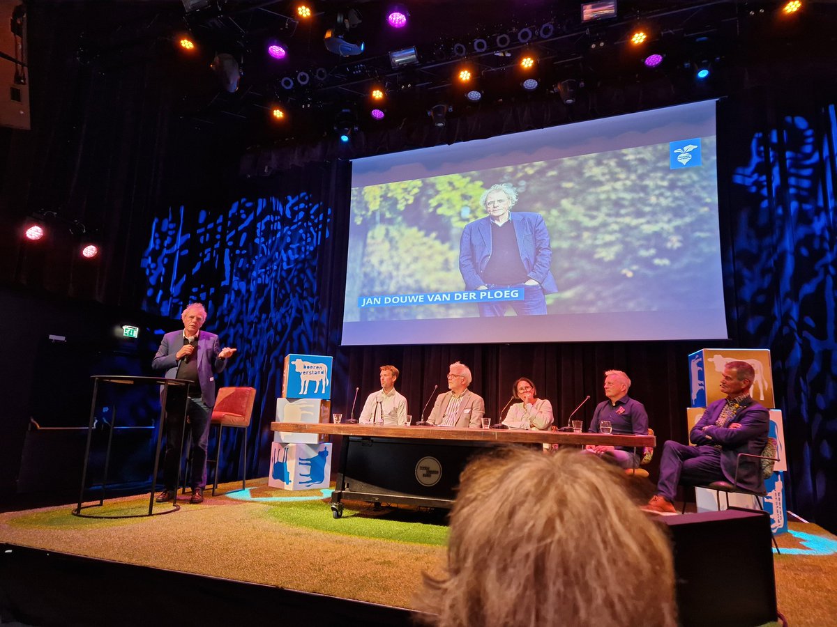 Heleen Lansink-Marissen (@heleenlansink) on Twitter photo 'Spannende, goeie verhalen bij undercover organisatie <a href="/Boerenverstand/">Frank Verhoeven</a> die stap voor stap de duurzaamheid weten te vergroten. '
Reflectie van Jan Douwe v/d Ploeg aan het einde van het Boerenverstand symposium en jubileum.
#gefeliciteerd #goedemeststinkniet 'Spannende, goeie verhalen bij undercover organisatie <a href="/Boerenverstand/">Frank Verhoeven</a> die stap voor stap de duurzaamheid weten te vergroten. '
Reflectie van Jan Douwe v/d Ploeg aan het einde van het Boerenverstand symposium en jubileum.
#gefeliciteerd #goedemeststinkniet