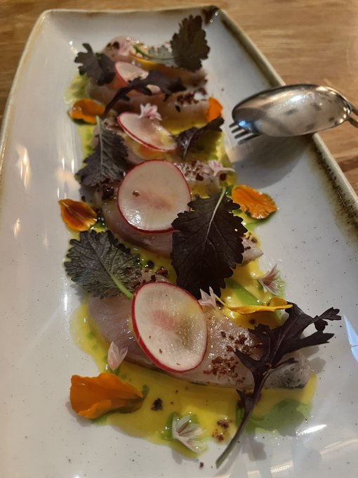 Before I go to the states where fine dining doesn&rsquo;t exist in the town I&rsquo;m in. I gotta go to one of my<a href="/tag/twitterdies"class="tags"><span>#twitterdies</span></a>