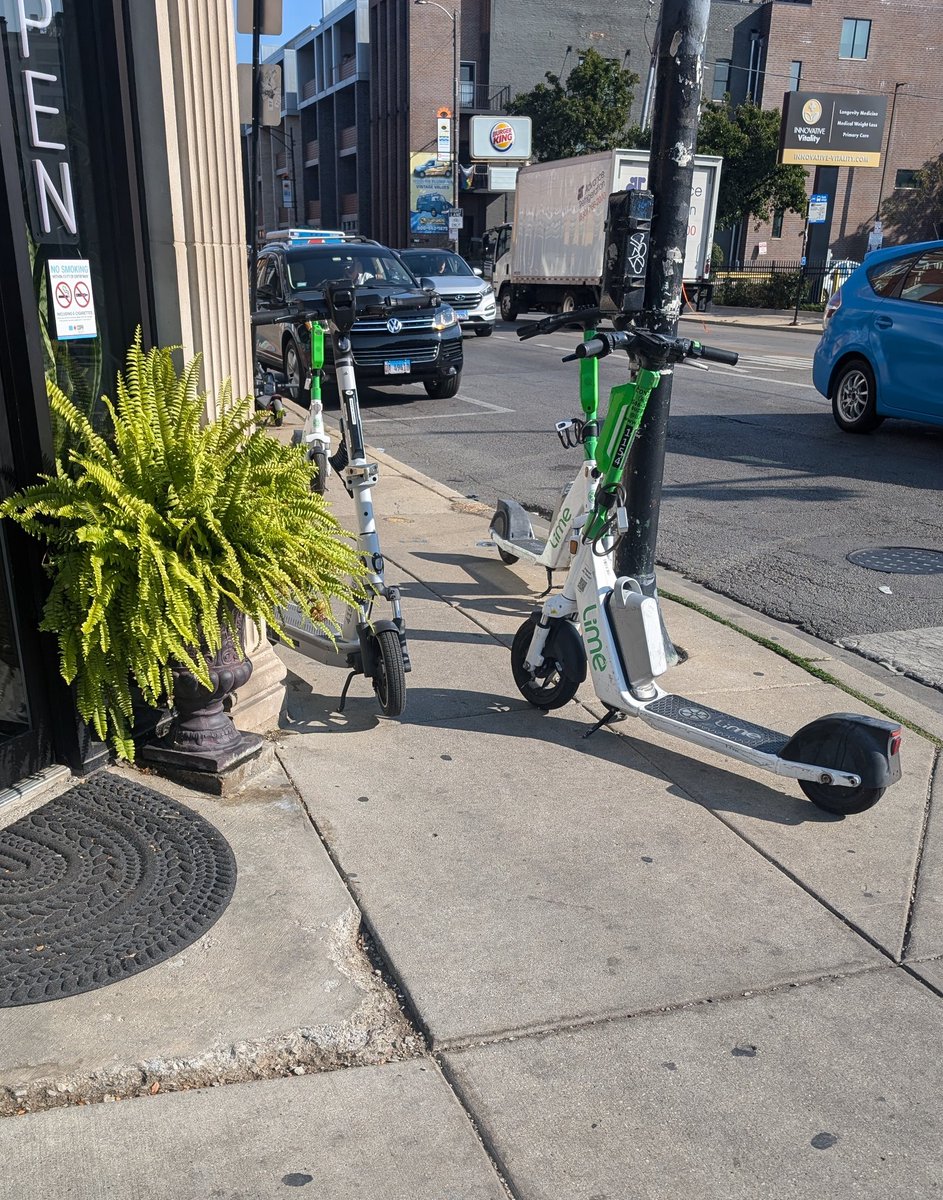 _Lreceiver's tweet image. Enough is enough. Citizens of Chicago take back your streets