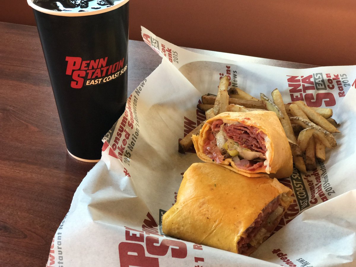 Have you tried a Penn Station wrap? Soooo good! 🤤 
#lunch