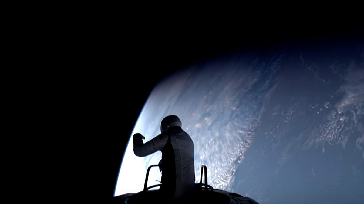 SPACE.com tweet media