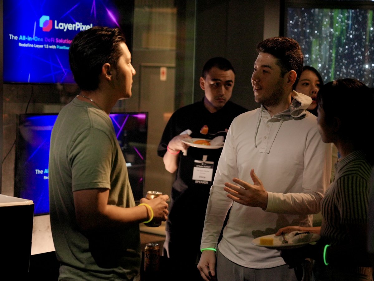 LayerPixel tweet media