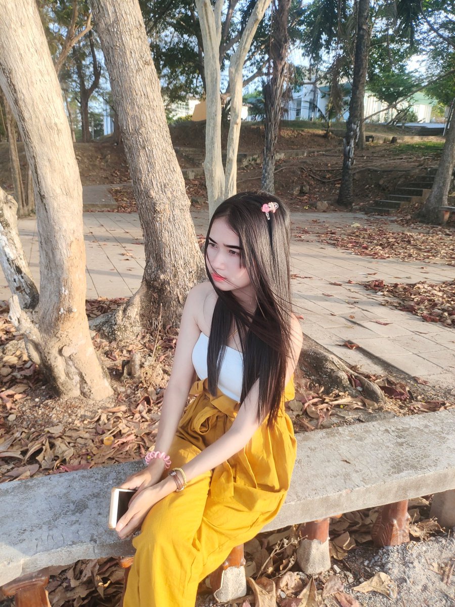 อย่าว่าเเต่ขนมเลย พี่ก็อร่อย 😝😆 #สิชล