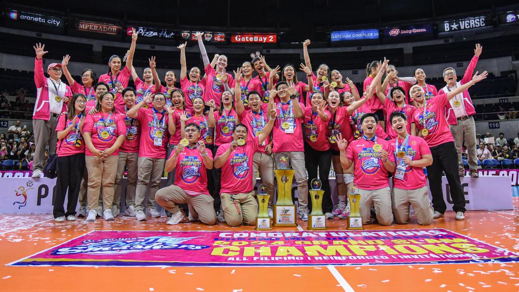 pvlph's tweet photo. #LOOK: PVL INVITATIONAL CONFERENCE AWARDING CEREMONY PHOTOS

#PVL2024 | #TheHeartOfVolleyball

🔗 https://t.co/ptU5XPuO6A https://t.co/pRWFkrnmgr
