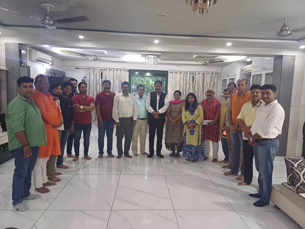 RajivRanjanJDU's tweet photo. पटना में ग्लोबल कायस्थ कांफ्रेंस की बैठक आयोजित की गई। ⁦@GlobalKayastha⁩ https://t.co/9kgDvUufKc