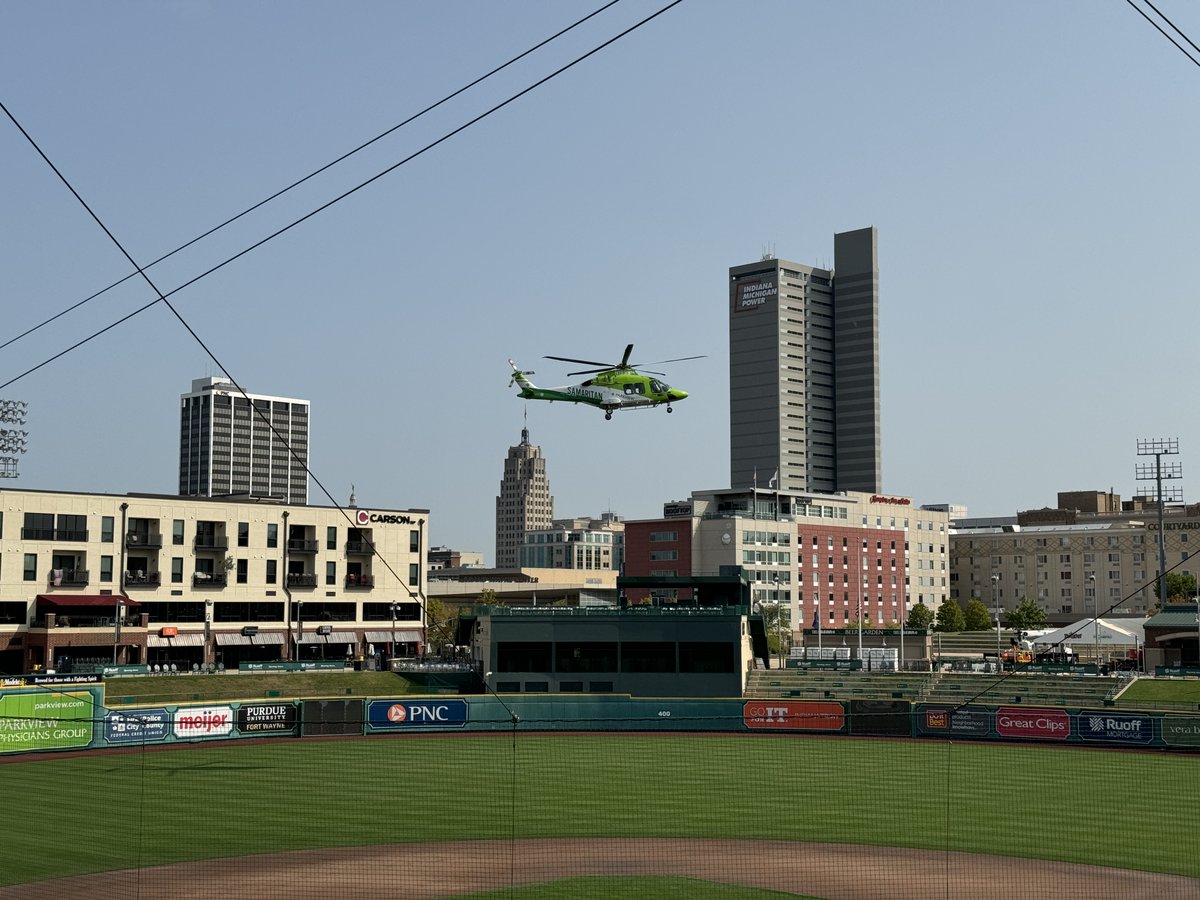 A special guest dropped by Parkview Field Wednesday 🚁 

👋 <a href="/ParkviewHealth/">Parkview Health</a>