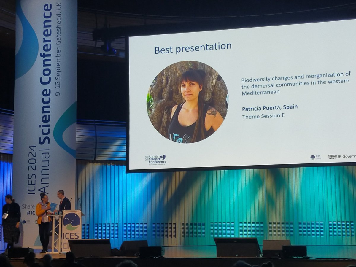 And we finish the conference with the #Award for Best Oral Presentation to #PatriciaPuerta 🎉🎉🎉 let's celebrate it! 🤩🍻