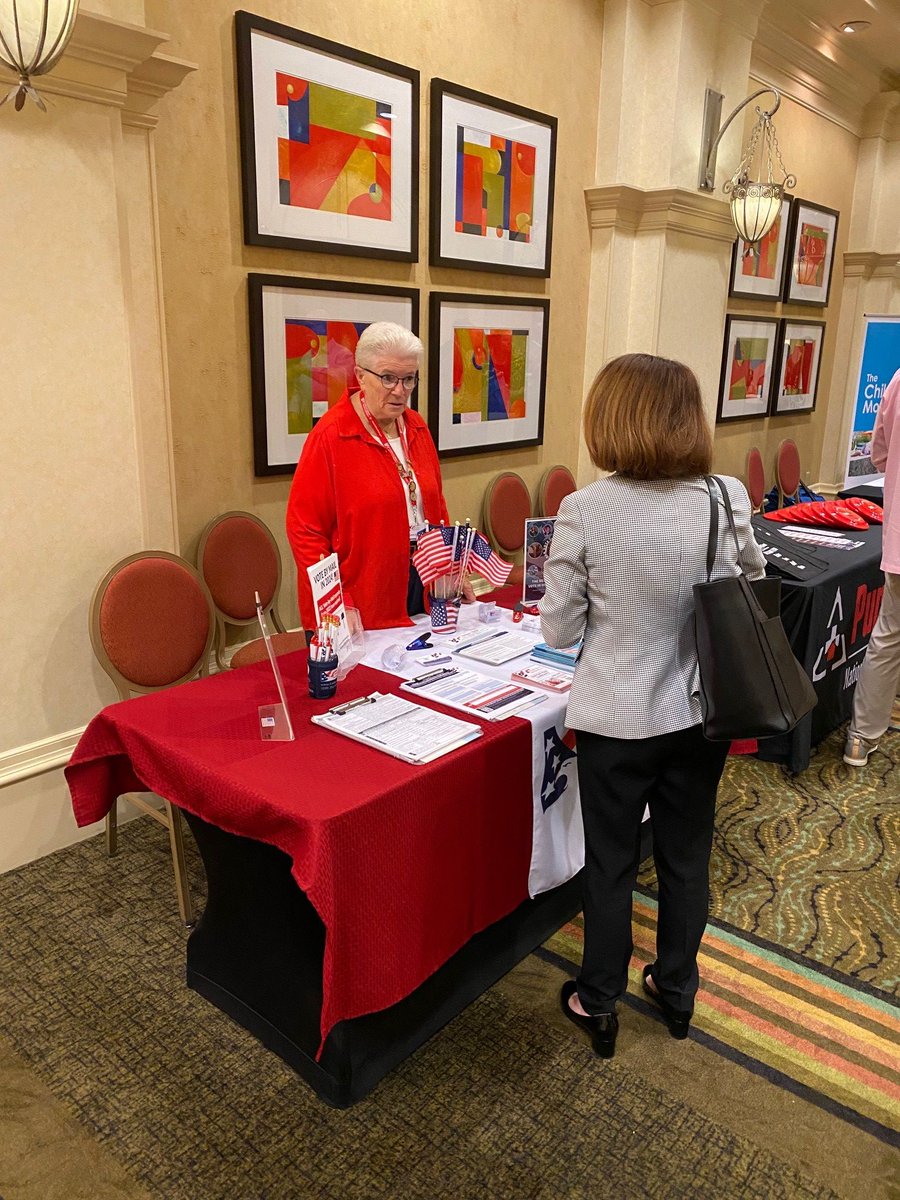 CollierVotes's tweet photo. National Voter Registration Day is Tuesday, Sept. 17!  📋🖊️

We will be out and about conducting voter registration drives &amp;  helping Collier County residents prepare for the upcoming General Election! Visit our Activities &amp; Events calendar to see where we will be. #CollierVotes https://t.co/HJRsZmT9G6