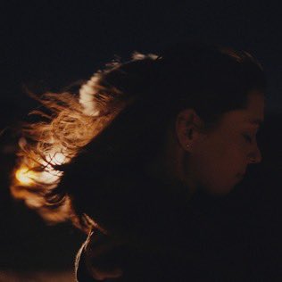 AESTRONOMIES's tweet photo. something about the night changing idk https://t.co/ClzgFTDkAH