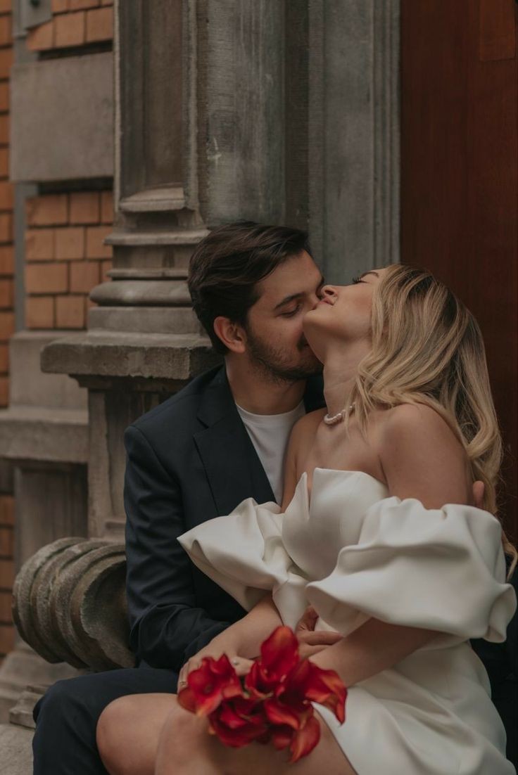 كل شئ يمكنني الاكتفاء منه الا انت... ❤