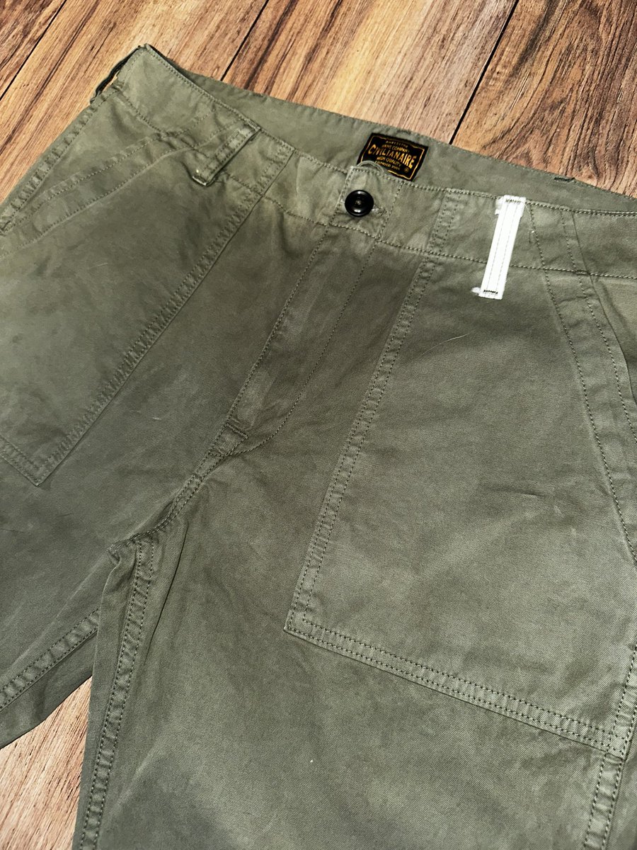 GodhandDaniel's tweet photo. Military Casual Trouser
Sewn by me for Civilianaire
Waistband and Zipper/Fly Ext. sewn together without waistband machine ; All on single needle, Double needle,and Caballo machines. #losangeles #fashion https://t.co/Gv6HS5ZuNE