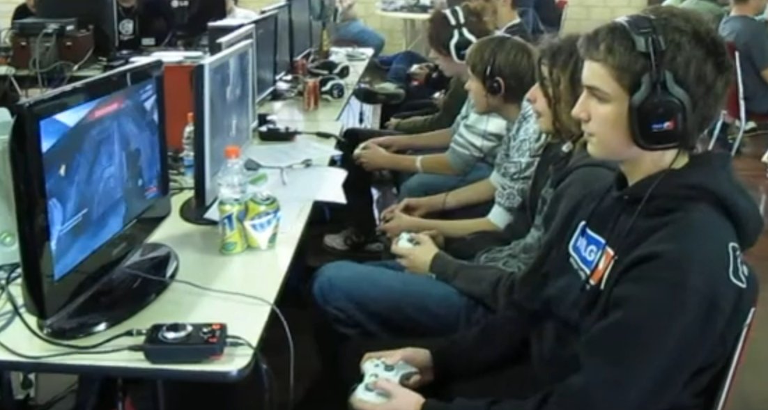 Take me back 14 years so I can play halo 3 on lan again