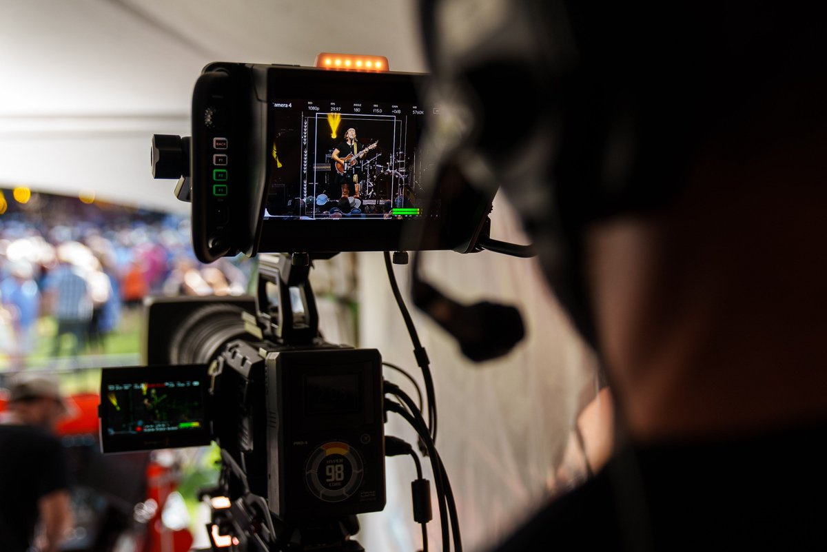 This summer, our Mavens were busy at Prince's Island Park live streaming the incredible lineup of musicians at Oxford Stomp — an outdoor festival that supports the Calgary Food Bank. 

From concerts to conferences, we've got your live event covered!