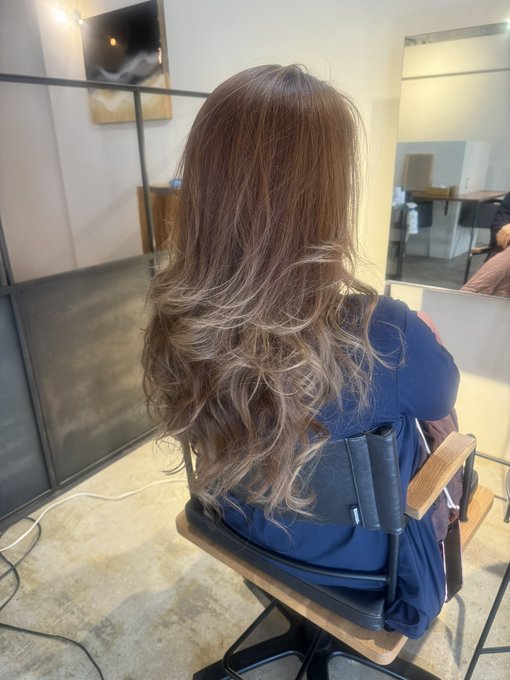 久しぶりのカット💇&zwj;♀️ https://t.co/K1jkaVxWU5