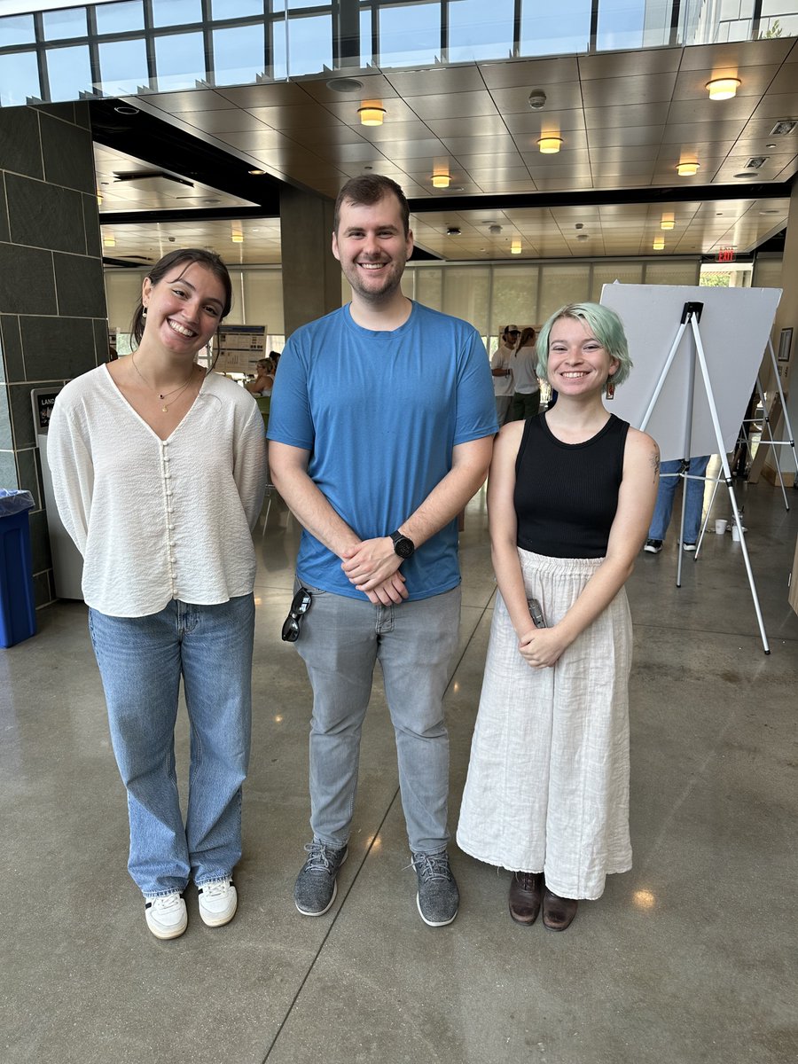 Alexandra Bayles (@bayleslab) on Twitter photo People: Undergraduate students Clara Middleton and Rita Wilson completed REUs in our group through <a href="/UD_CHARM/">Center for Hybrid, Active, & Responsive Materials</a>. They learned new lab and professional skills from postdoc mentor Patrick McCauley. Watch out for their grad school apps this fall! People: Undergraduate students Clara Middleton and Rita Wilson completed REUs in our group through <a href="/UD_CHARM/">Center for Hybrid, Active, & Responsive Materials</a>. They learned new lab and professional skills from postdoc mentor Patrick McCauley. Watch out for their grad school apps this fall!