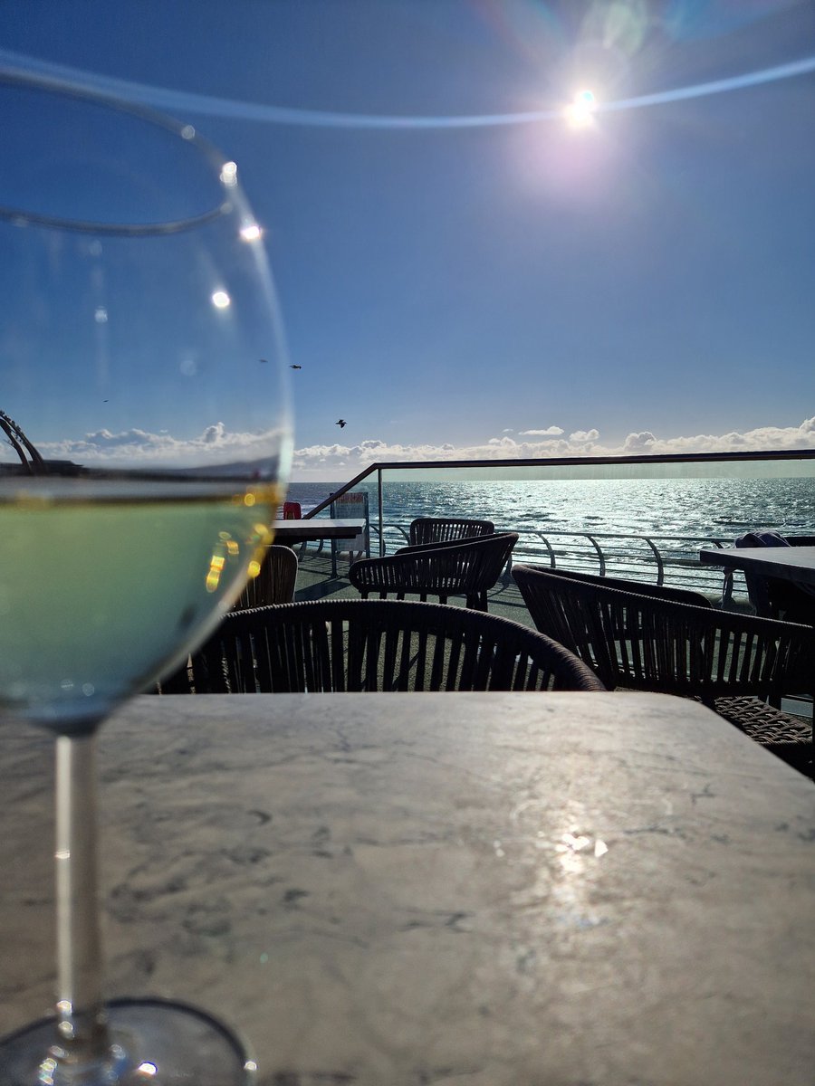 Sitting outside The Beach House in Blackpool having a 'well done me' glass of wine. It's glorious! I have an incredibly supportive family, friends and boyfriend, but it's always good to have a moment on your own and congratulated yourself for everything you've achieved. Cheers!