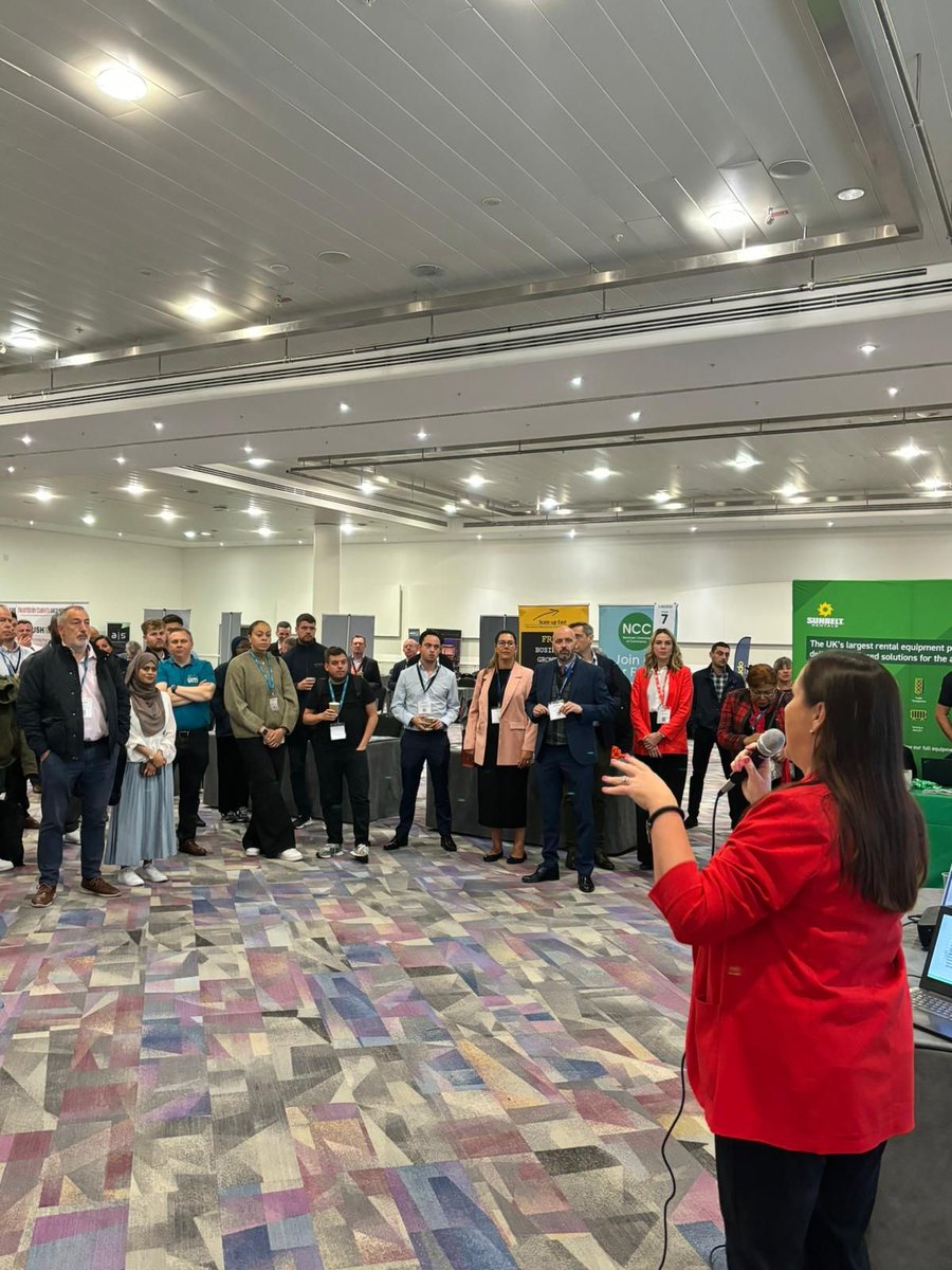 CUUtilities's tweet image. We were on board as a gold sponsor for this @EastLondonMTB event.

Over 20 buyers and more than 150 suppliers came to the @ExCeLLondon, where attendees came to #ConnectusUtilities’ exhibition stand.

For more information about us, click here: connectus-utilities.co.uk.