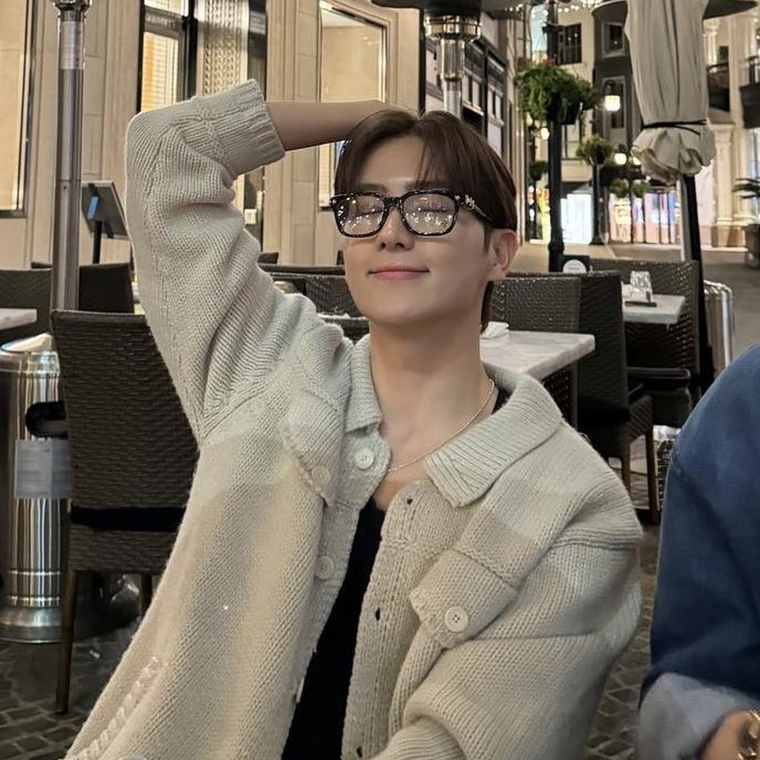 TXTBZFILE's tweet photo. HAPPIEST BDAY HYUNJAE <3333
i hope you’ll have the best day ever my love

 #이재현이라는_선물이_우리에게_찾아온날
#OUR_HYUNJAE_BIRTHDAY https://t.co/OBt7IgjFY5
