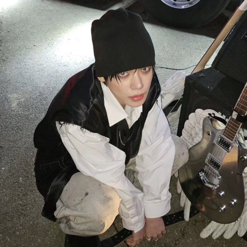 TXTBZFILE's tweet photo. HAPPY BDAY YEONJUN <333 i love u so much my little star 

#OurFirstAndLastYeonjun
#황금빛노을을가득담은연준이의날
#MOAのBoyfriendヨンジュン生誕 https://t.co/pD5BiCkY7t