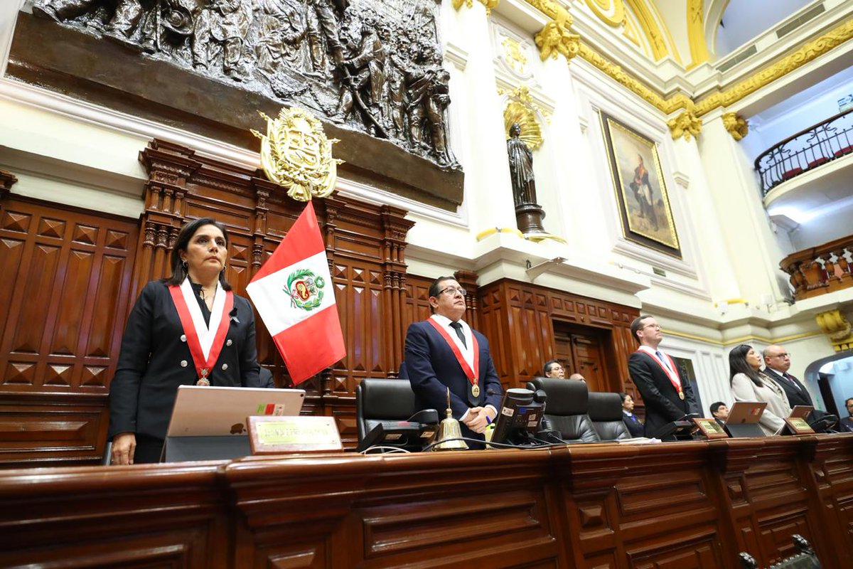 congresoperu's tweet photo. #CongresoInforma I La representación nacional guardó un minuto de silencio por el sensible fallecimiento del expresidente de la república, Alberto Fujimori Fujimori.

Asimismo, los integrantes de la Mesa Directiva expresaron sus condolencias a la familia y militancia del partido político Fuerza Popular. 

Finalmente, se dispuso el izamiento a media asta del Pabellón Nacional en las sedes del Parlamento Nacional  y se suspendió la sesión plenaria.