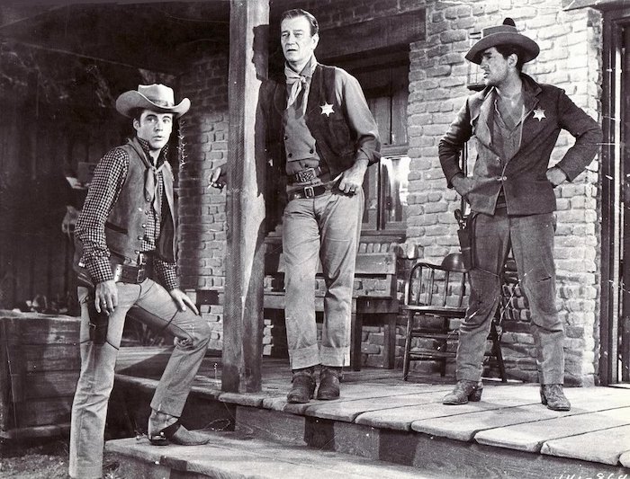 ClassicMovieHub's tweet photo. Western Roundup's Laura @LaurasMiscMovie shares a list of classic westerns specifically with young viewers in mind, including some of her own childhood favorites... #westerns #filmsforkids https://t.co/FMP0a9rCxi https://t.co/XQ9SbLX4uc