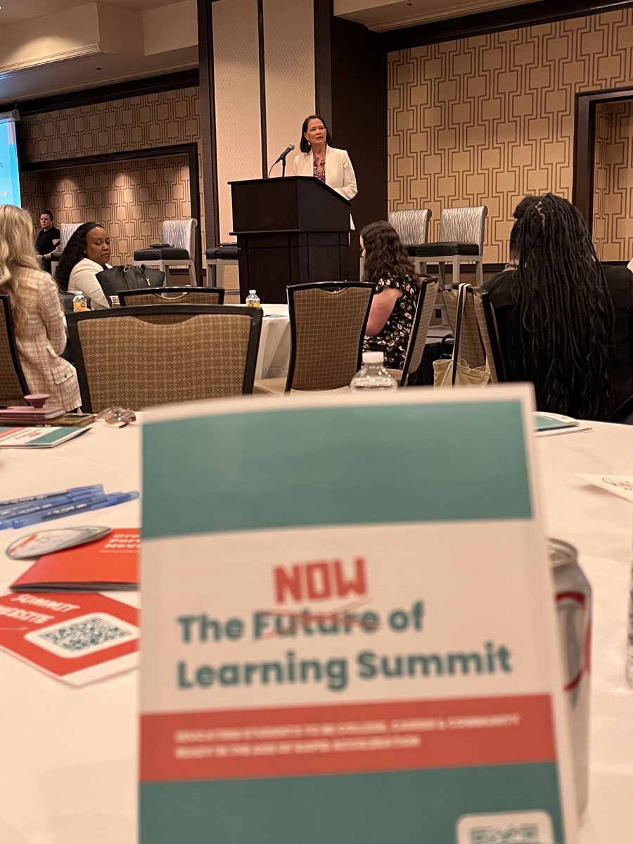 Kim Loomis tweet media