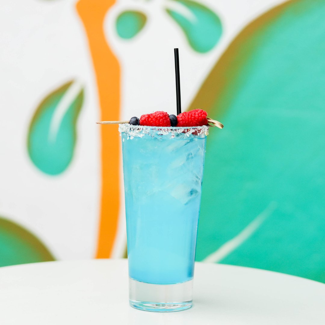 TulasKitchn's tweet photo. Santa Fe Blue, as bright and beautiful as our New Mexican sky. https://t.co/sASlPfo81H