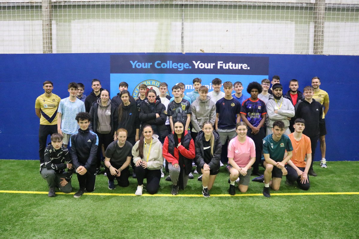 Blackburn Rovers Community Trust (@brfctrust) on Twitter photo 💙Today we had the pleasure of <a href="/Rovers/">Blackburn Rovers</a> duo <a href="/harrypickering_/">harry pickering</a> and <a href="/RyanHedges95/">Ryan Hedges</a> joining us for our Blackburn #Rovers Sports College football training session.
🗣️The players shared some invaluable advice about what it takes to become a professional footballer and enjoyed finding 💙Today we had the pleasure of <a href="/Rovers/">Blackburn Rovers</a> duo <a href="/harrypickering_/">harry pickering</a> and <a href="/RyanHedges95/">Ryan Hedges</a> joining us for our Blackburn #Rovers Sports College football training session.
🗣️The players shared some invaluable advice about what it takes to become a professional footballer and enjoyed finding