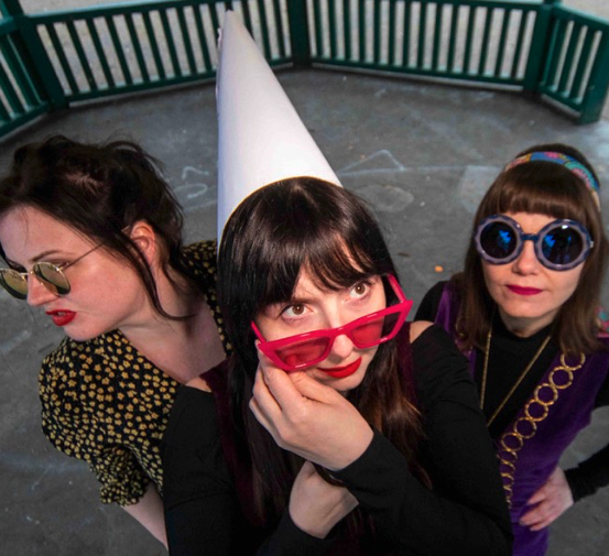 the_go_team's tweet photo. ★★★★ UK SUPPORTS ANNOUNCED ★★★★
Looking forward to sharing the stage with >>>>>>>>>
Edinburgh 26th Sept - The Cords
Manchester 27th and Bristol 28th - @thebabyseals
Dublin 29th - @thanksmomband https://t.co/BDrRUh4st7