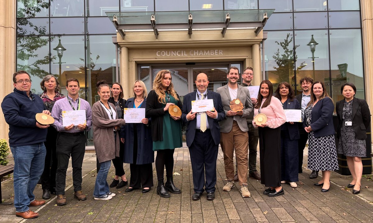 We're thrilled to share the results of the Anglia in Bloom competition! 🌸

Welwyn Garden City triumphed once again, scooping gold and overall best BID award for Welwyn Garden City at the award ceremony last Friday (6 September). 

Read the full story 👉 orlo.uk/y3DtY