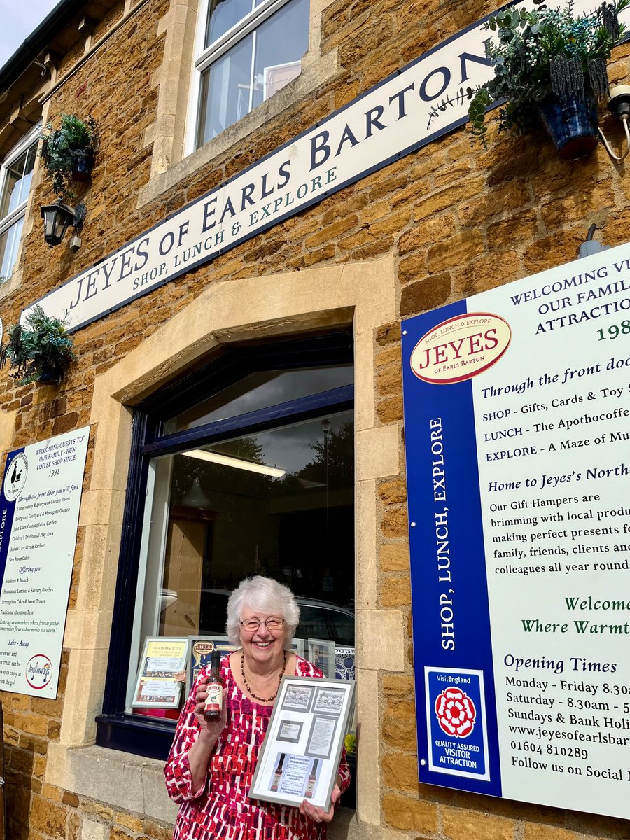 Jeyes Earls Barton tweet media