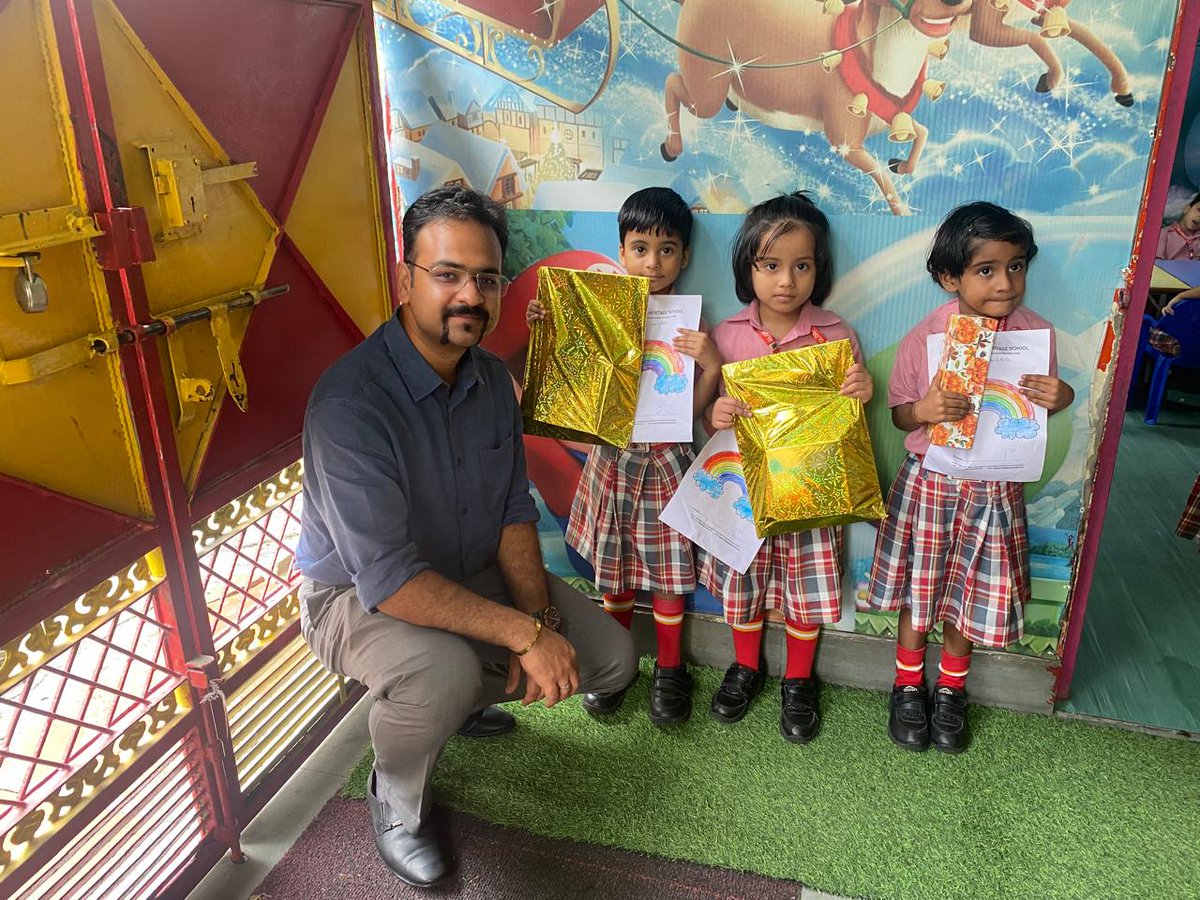 Siddhantam23's tweet photo. 🌟 Art Fest  at Global Academy! 🌟

At Siddhantam Heritage School, we believe that learning should be an adventure! Today, our little learners from Global Academy  enjoyed a range of exciting and interactive activities designed to spark creativity, teamwork, and curiosity. https://t.co/9ESdEKoIku